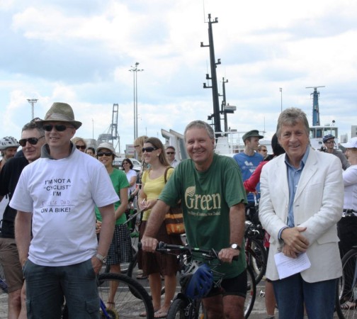 Cycling AKL - Keith, Mike Lee and Graham
